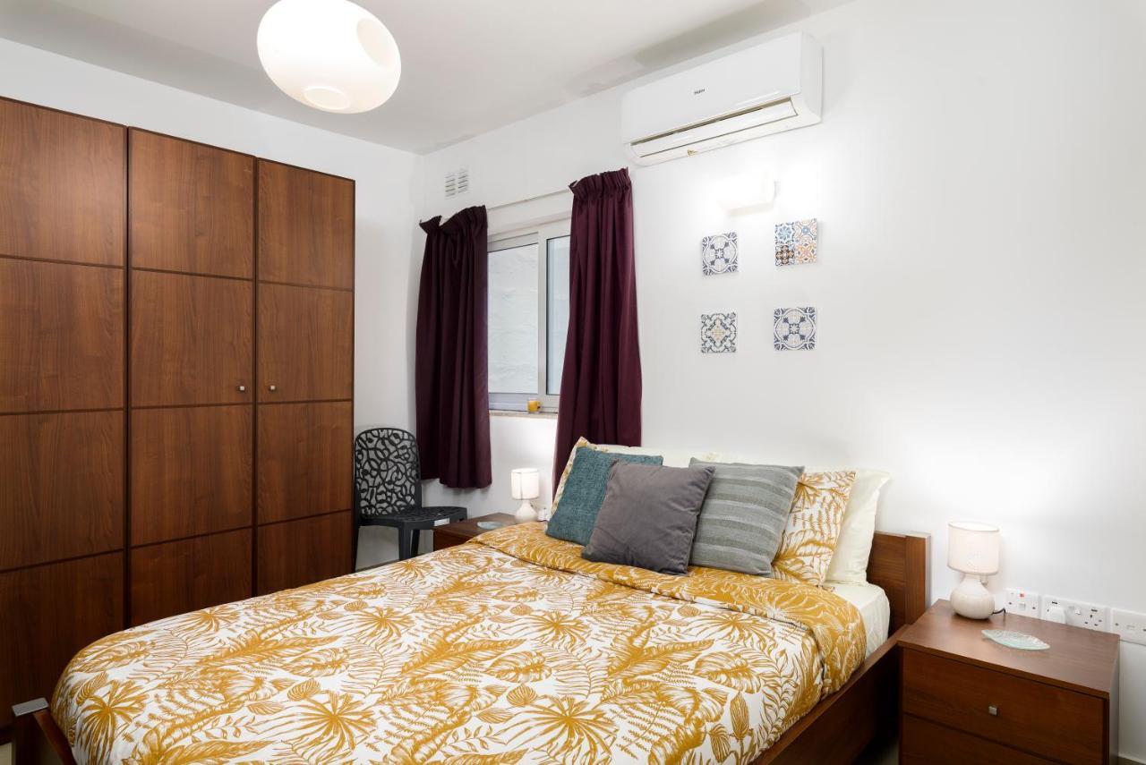 Hilltop Apartments - Stylish Comfort Living Close To The Sea, Bugibba St. Paul's Bay Exterior photo