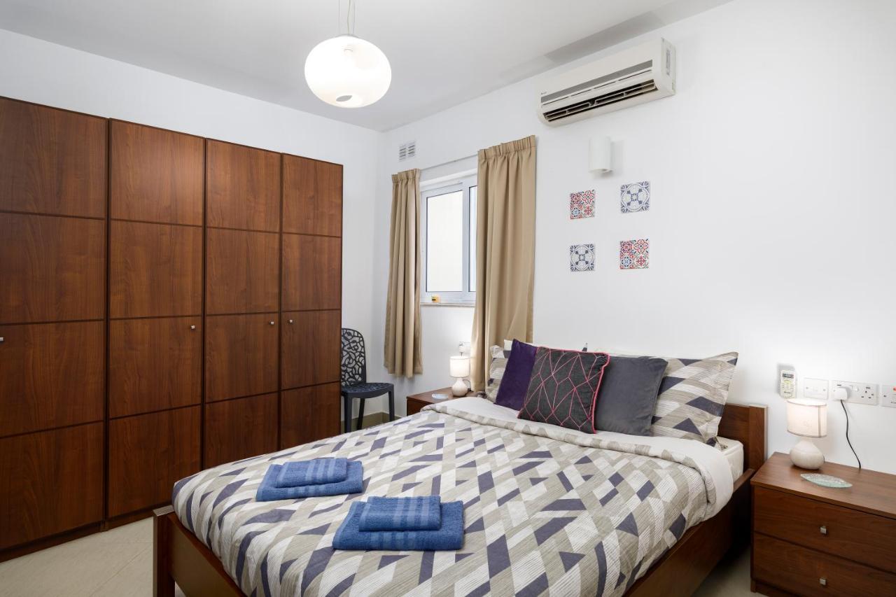 Hilltop Apartments - Stylish Comfort Living Close To The Sea, Bugibba St. Paul's Bay Exterior photo